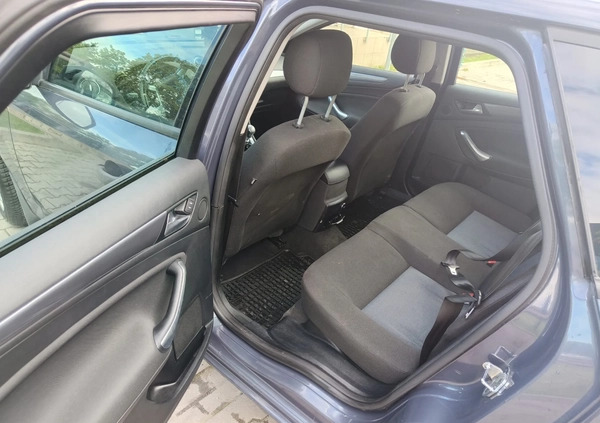Ford Mondeo cena 20900 przebieg: 289668, rok produkcji 2012 z Poznań małe 277
